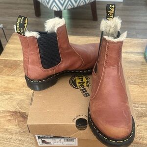 Dr. Martens Tan Leather Chelsea Boots leonore